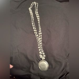 Premier jewelry necklace with removable pendant